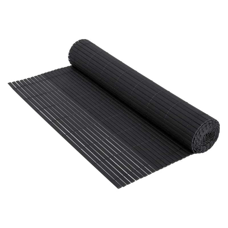 Rolle mit schwarzen flexiblen Paneelen, teilweise abgewickelt.