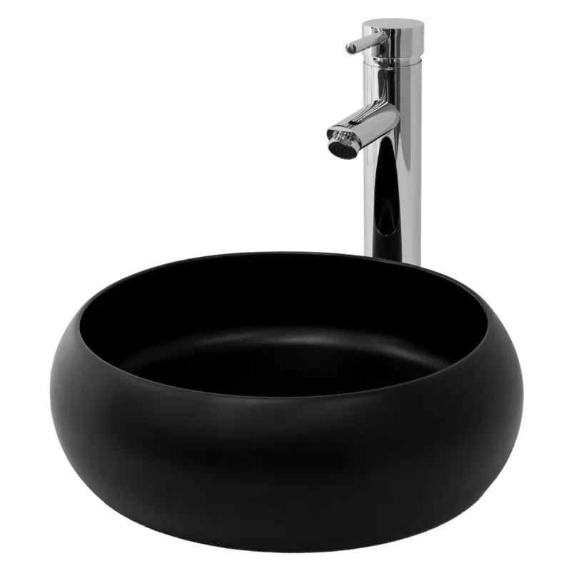 Schwarzes, rundes Waschbecken mit einem modernen Wasserhahn.