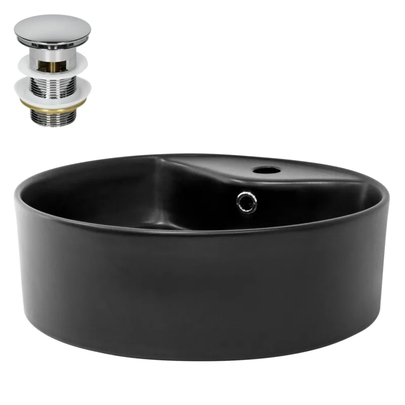 Schwarzes Waschbecken mit Abfluss und Zubehör.