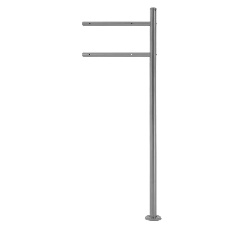 Ein grauer Metallpfosten mit zwei horizontalen Halterungen.
