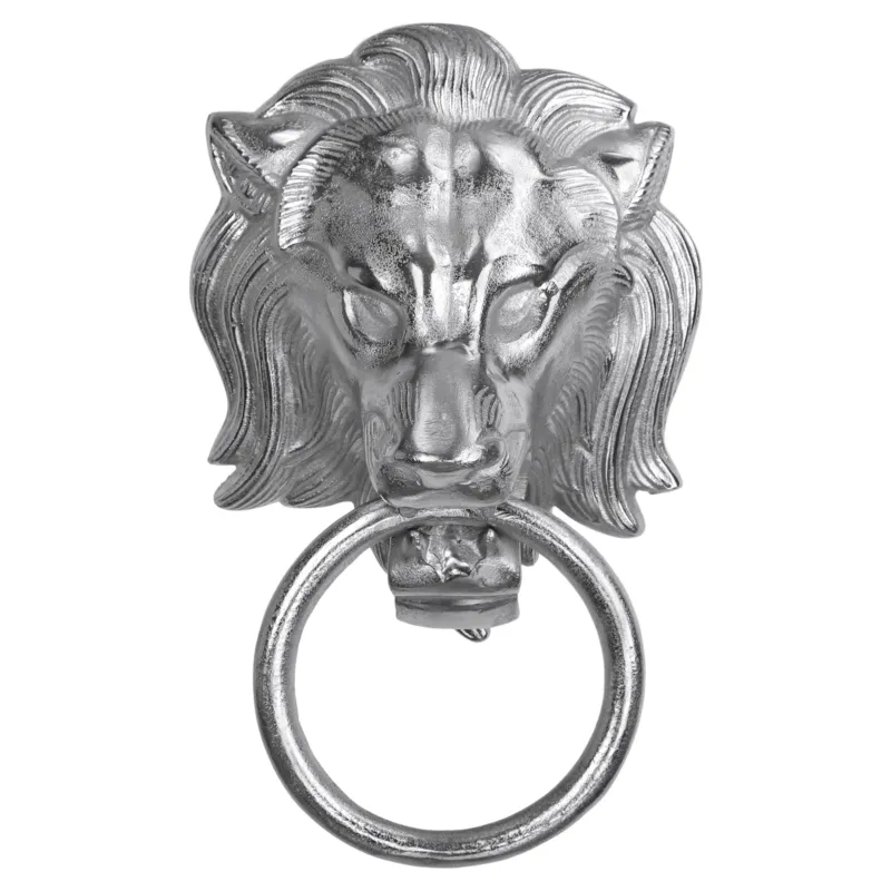 Silberner Türklopfer in Form eines Löwenkopfes mit Ring.