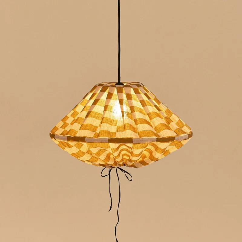 Abat-jour pour suspension en lin français à carreaux jaune moutarde 50 cm Yumi - Nobodinoz - The Cool Republic