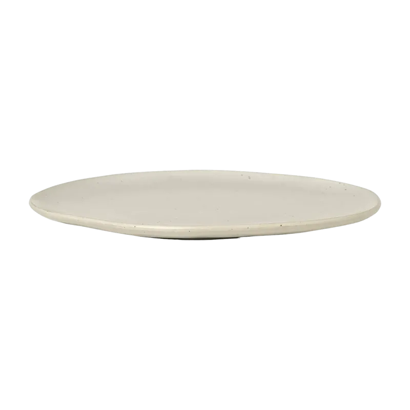 Assiette en porcelaine blanc cassé 27 cm Flow - Ferm Living - The Cool Republic