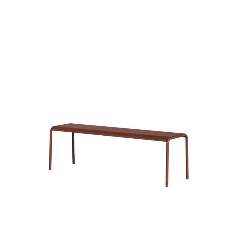 Banc de jardin en acier thermolaqué inoxydable rouge brique 140x42x45cm Panorama - TIPTOE - The Cool Republic