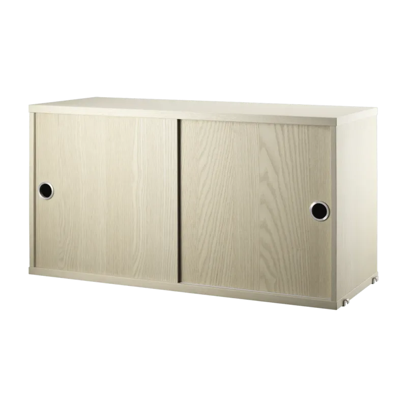 Caisson 2 portes coulissantes en frêne 78 x 30 x 42 cm - String furniture - The Cool Republic