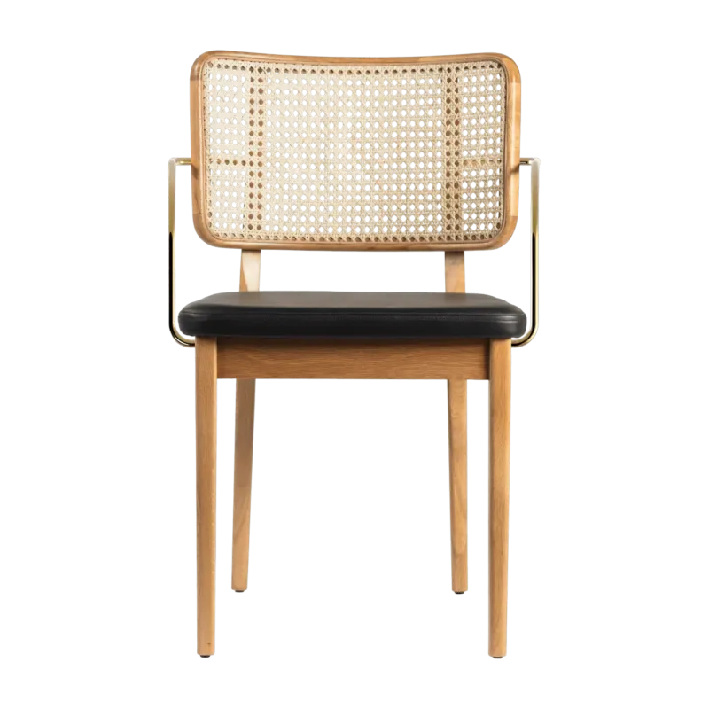 Chaise avec accoudoirs en chêne naturel et cuir noir Cannage - RED Edition - The Cool Republic