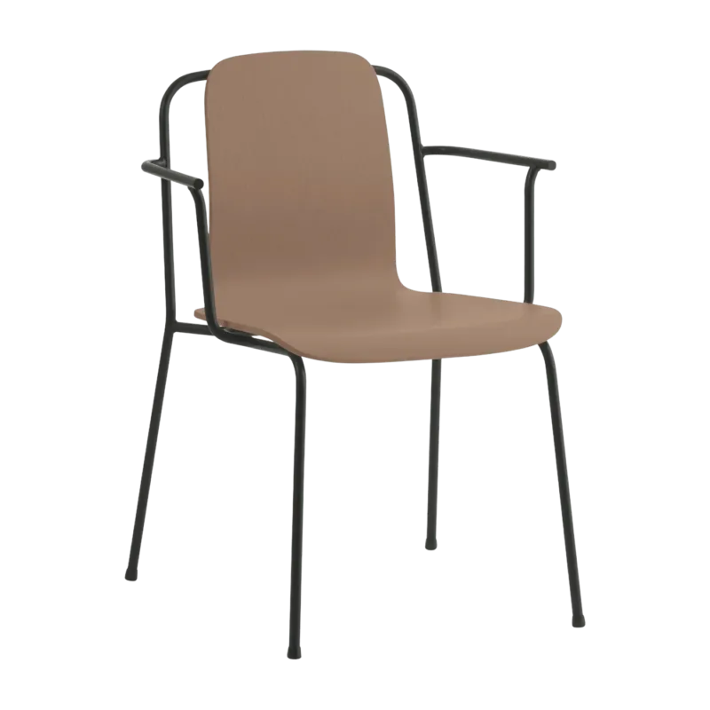 Chaise avec accoudoirs marron structure noire Studio Brown - Normann Copenhagen - The Cool Republic