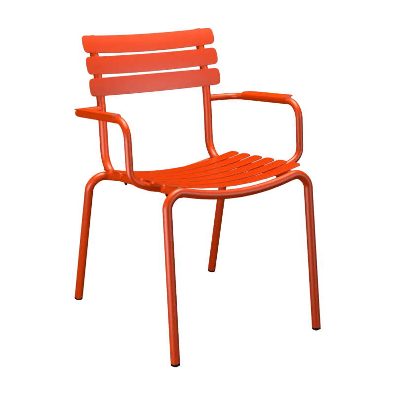 Chaise d'extérieur en aluminium rouge avec accoudoirs 59x63x82cm Alua - Houe - The Cool Republic