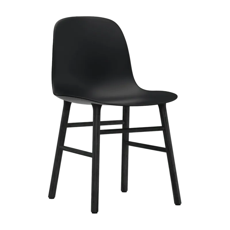 Chaise en bois noir et pp noir Form - Normann Copenhagen - The Cool Republic