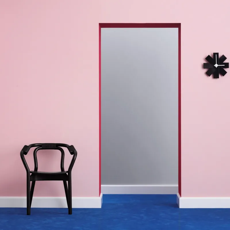 Chaise en bois noir Knot noir/noir - Normann Copenhagen - The Cool Republic