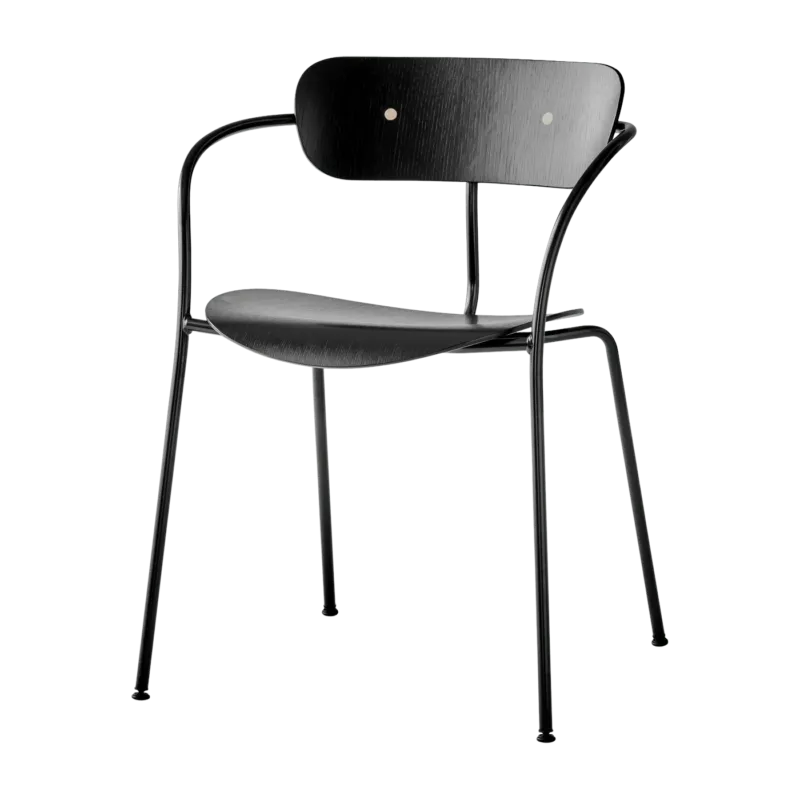 Chaise en chêne laqué noir avec accoudoirs AV2 Pavilion - &tradition - The Cool Republic