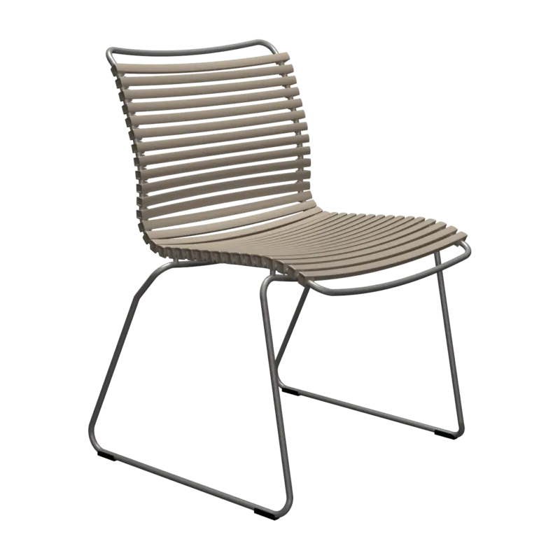 Chaise en métal et plastique beige sans accoudoirs 58x82cm Click - Houe - The Cool Republic