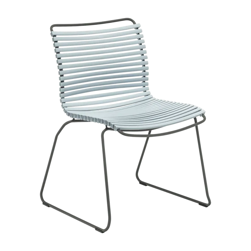 Chaise en métal et plastique bleu clair CLICK - Houe - The Cool Republic