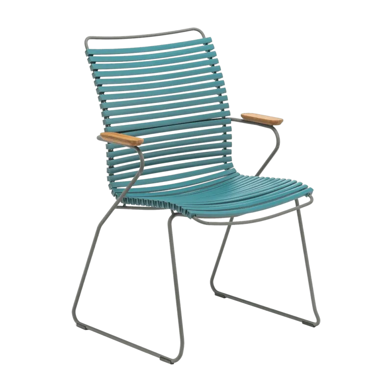 Chaise en métal et plastique bleu pétrole avec grand dossier CLICK - Houe - The Cool Republic