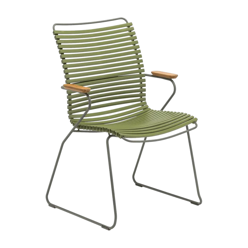 Chaise en métal et plastique vert olive avec grand dossier CLICK - Houe - The Cool Republic