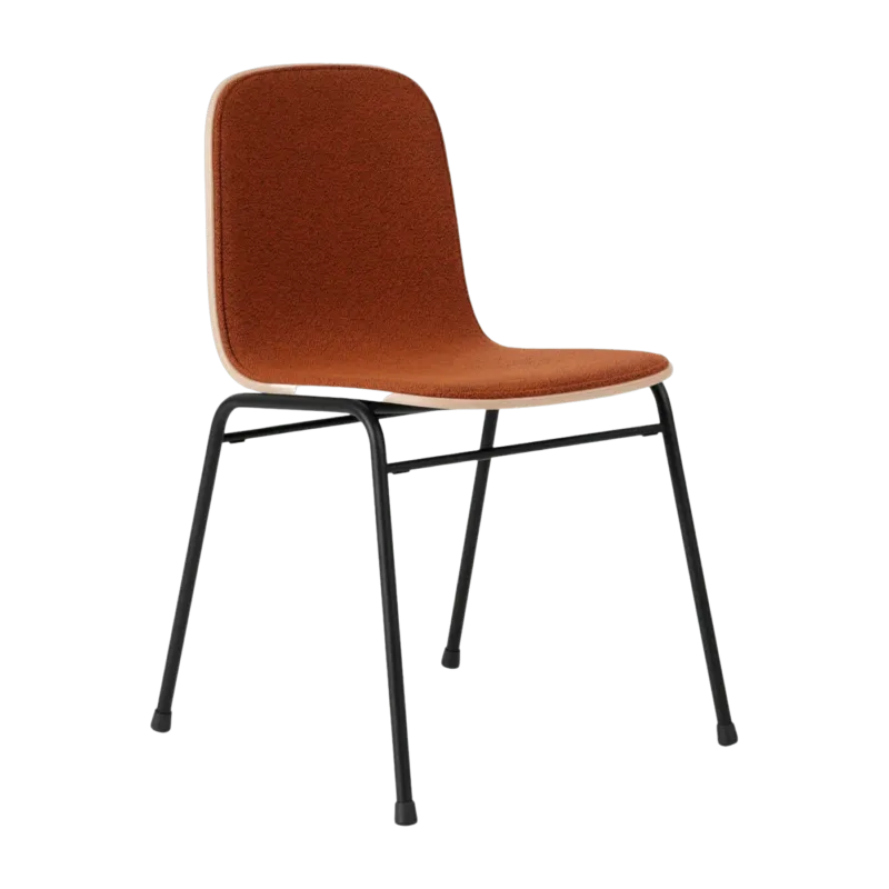 Chaise en tissu rouge et cadre noir Touchwood - Hem - The Cool Republic