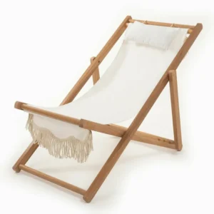 Chaise longue de jardin en tissu blanc Antique The Sling Chair - Business & Pleasure - The Cool Republic