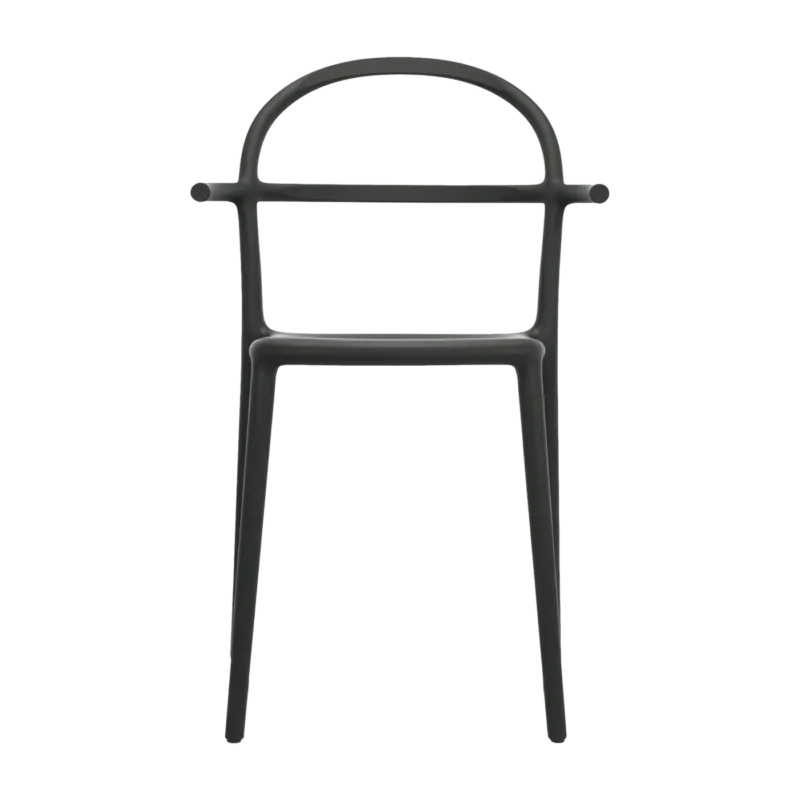 Chaise noire Generic C - Kartell - The Cool Republic