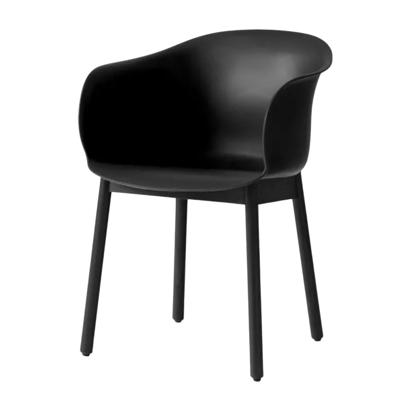 Chaise noire piétement en bois de chêne noir JH30 - &tradition - The Cool Republic