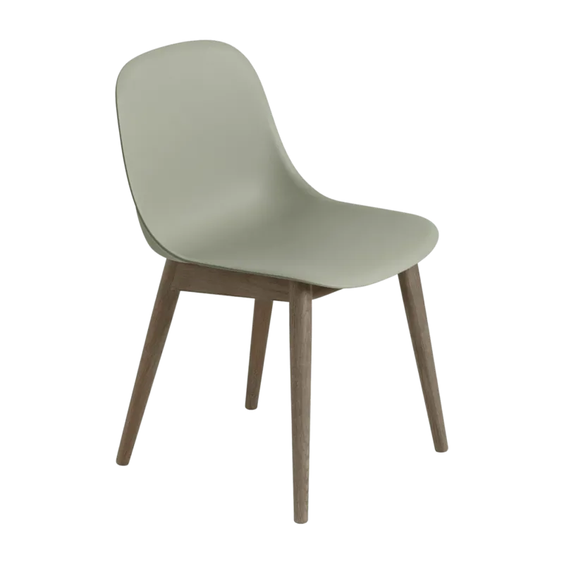 Chaise vert pâle piétement en chêne marron Fiber - Muuto - The Cool Republic