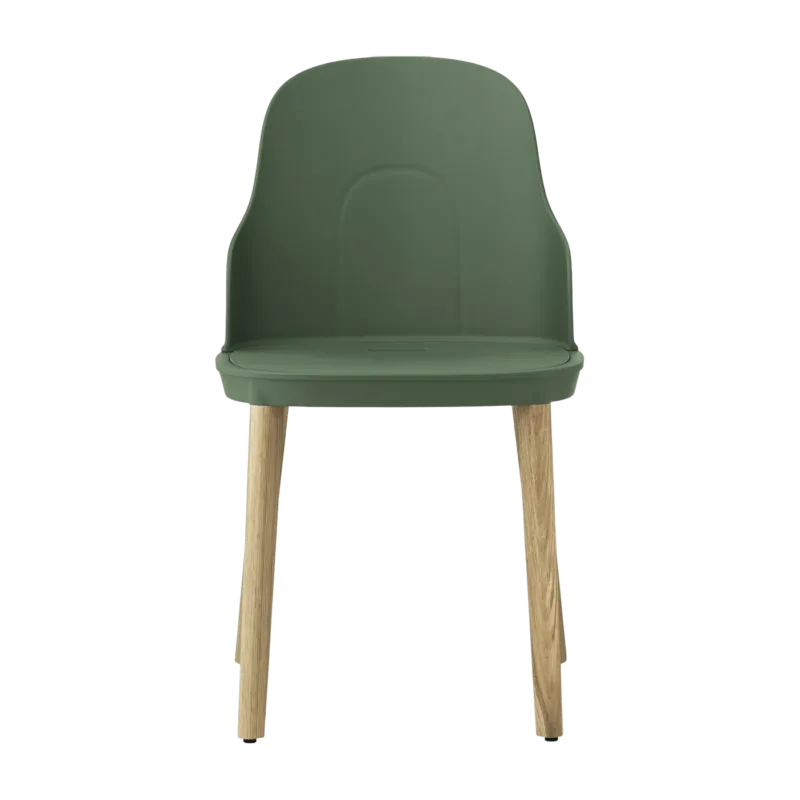 Chaise vert parc au pietement en chêne Allez Park vert - Normann Copenhagen - The Cool Republic