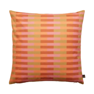 Coussin carré à rayures en tissu orange et rose 60x60cm Striped - Fest Amsterdam - The Cool Republic