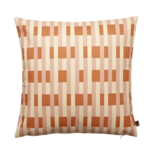 Coussin carré à rayures en tissu orange rose et beige 60x60cm Striped - Fest Amsterdam - The Cool Republic