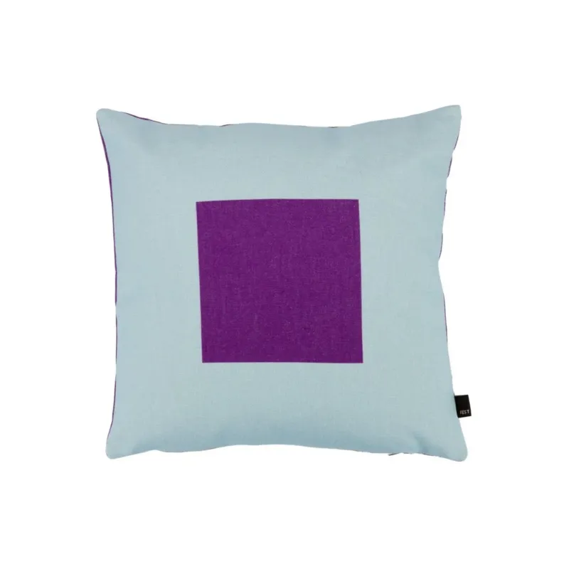 Coussin carré en tissu violet et bleu 45x45cm Square - Fest Amsterdam - The Cool Republic