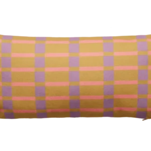 Coussin rectangulaire à carreaux en tissu violet et orange 30x60cm Striped - Fest Amsterdam - The Cool Republic
