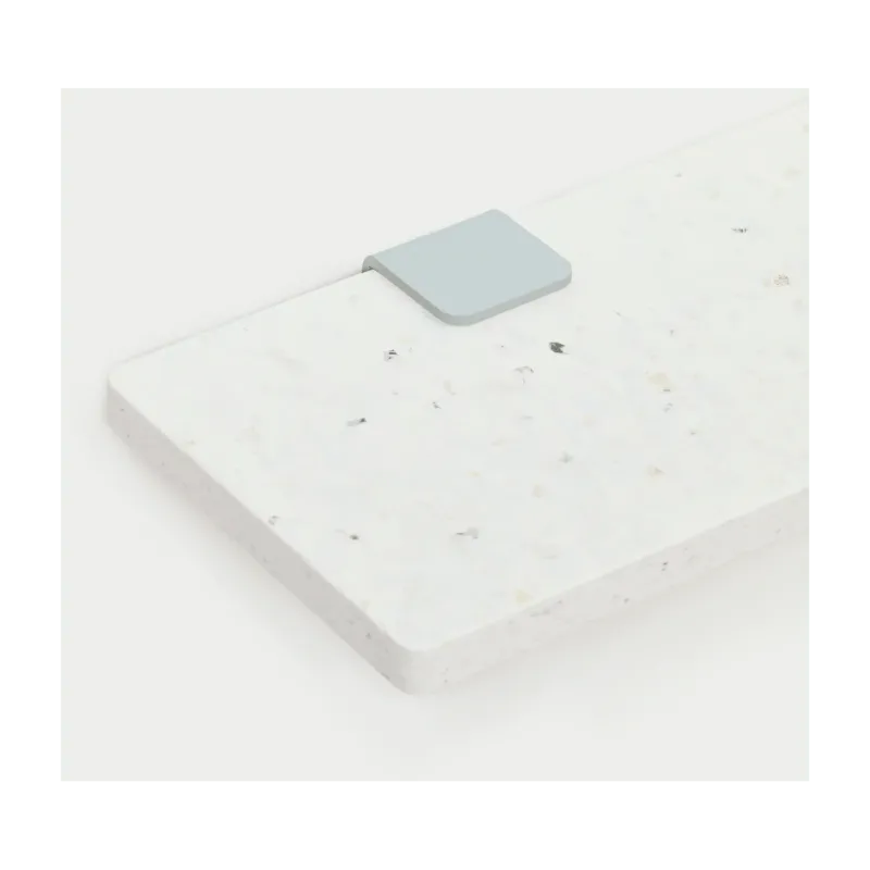 Étagère murale blanche en plastique recyclé 60 cm et deux accroches bleu pâle Bracket - TIPTOE - The Cool Republic