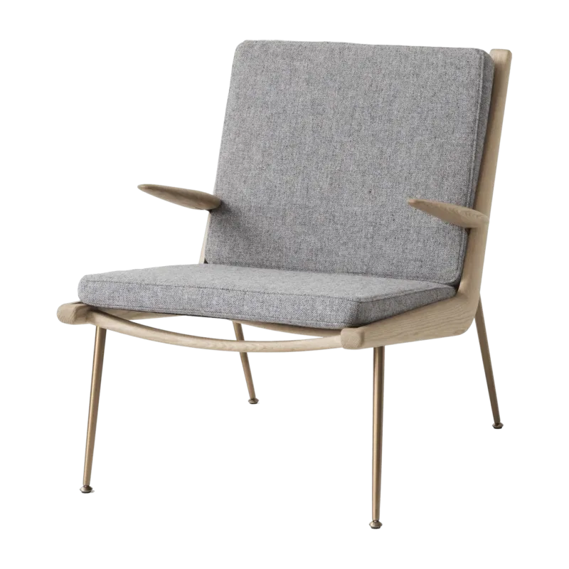 Fauteuil avec accoudoirs en chêne Hallingdal 130 HM2 Boomerang - &tradition - The Cool Republic