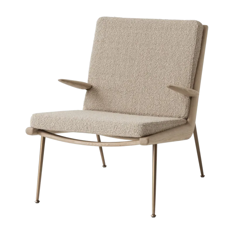 Fauteuil avec accoudoirs en chêne Karakorum 003 HM2 Boomerang - &tradition - The Cool Republic
