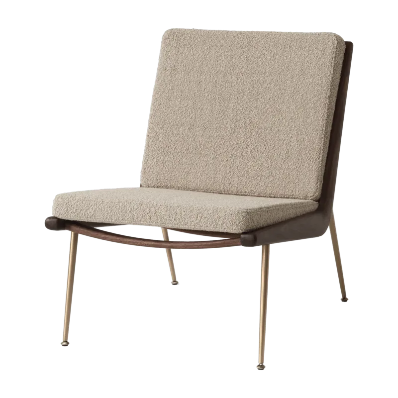 Fauteuil en noyer Karakorum 003 HM1 Boomerang - &tradition - The Cool Republic