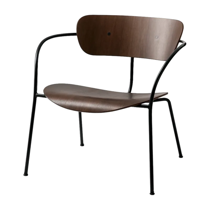 Fauteuil en noyer laqué AV5 Pavilion - &tradition - The Cool Republic