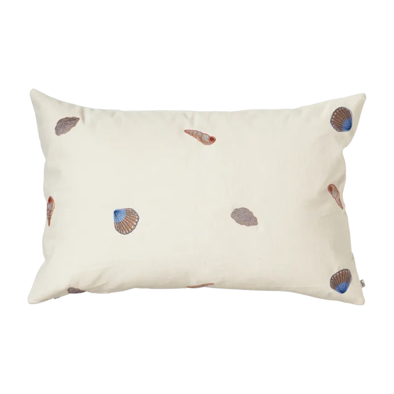 Housse de coussin couleur sable 40 x 60 cm Coquillage - Broste Copenhagen - The Cool Republic