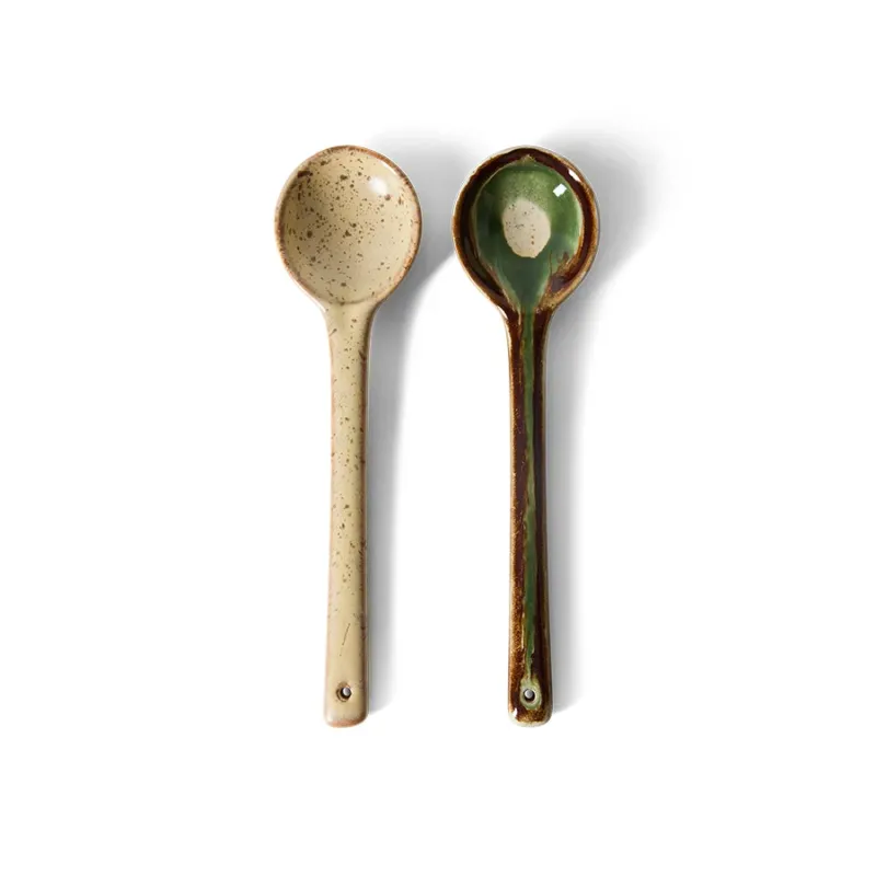 2 Cuillères de service en grès beige et vert 6x23,5x3cm Vaisselle 70s HKLiving