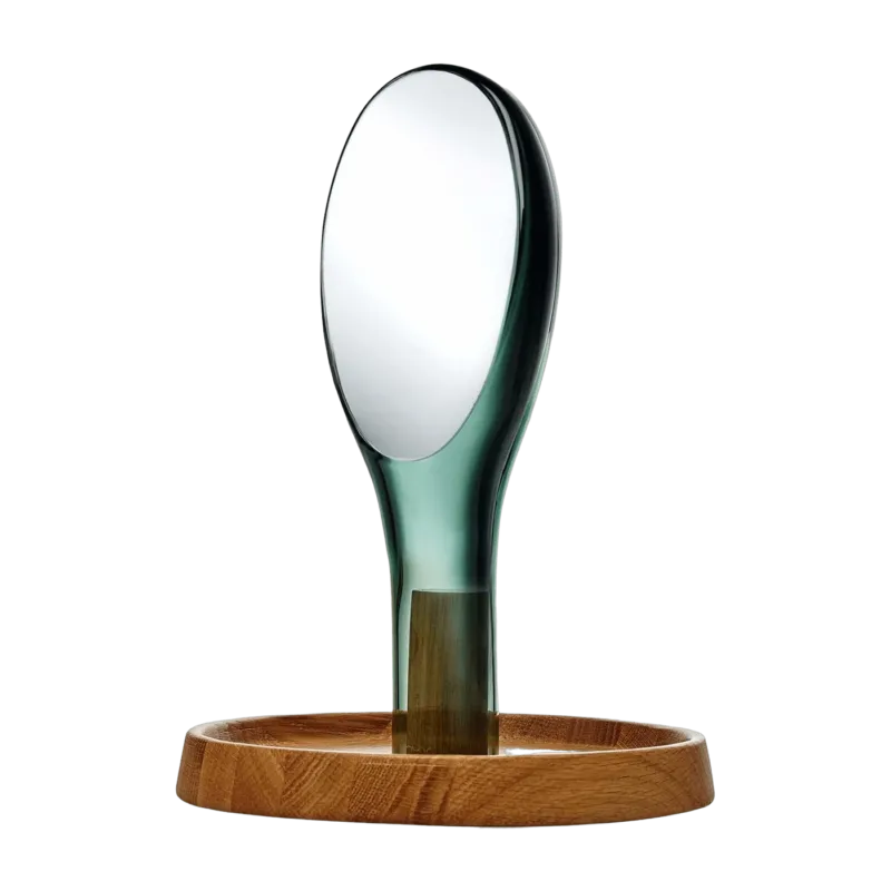 Miroir vert avec support en chêne Moon - Nude Glass - The Cool Republic