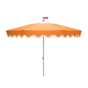 Parasol oversize rétro en polyester orange Pensol - Fatboy - The Cool Republic