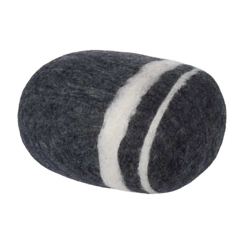Pouf en laine anthracite marbré L Hugo - myfelt - The Cool Republic