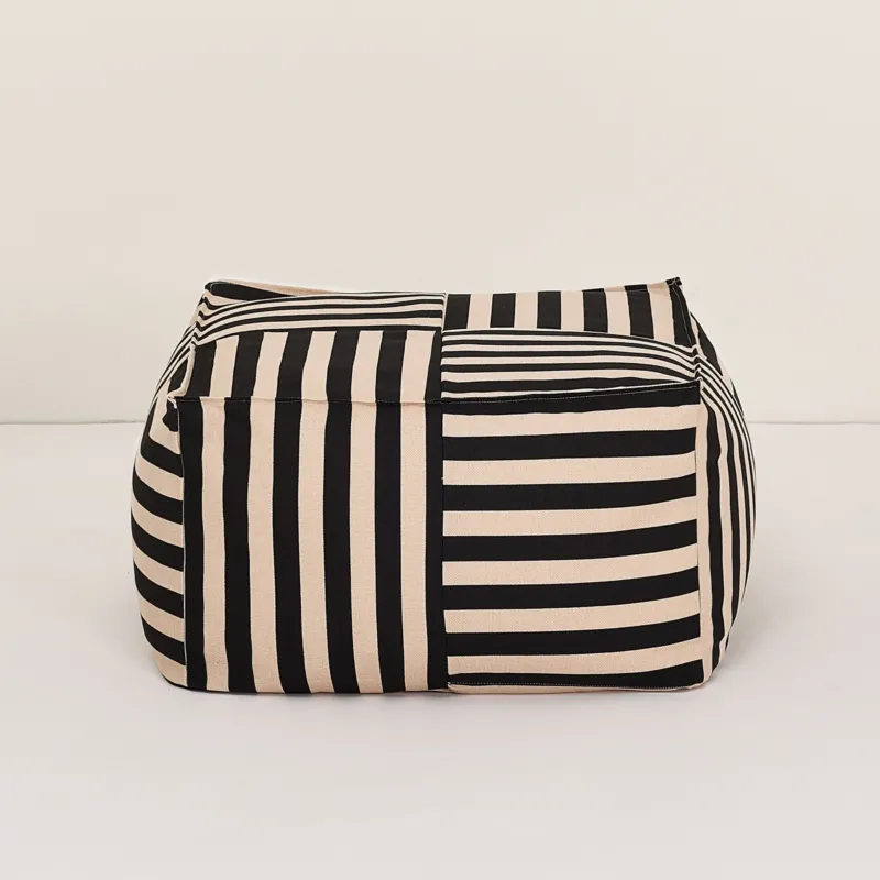 Pouf ottoman carré en coton rayures noir et beige 55 x 55 x 35cm Otto - Nobodinoz - The Cool Republic