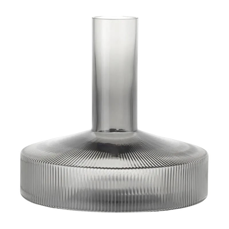 Carafe à vin gris fumé Ripple - Ferm Living