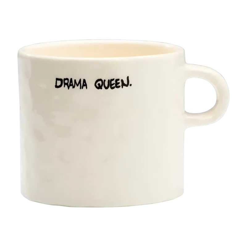 Mug en céramique blanc avec écriture Drama Queen - Anna + Nina