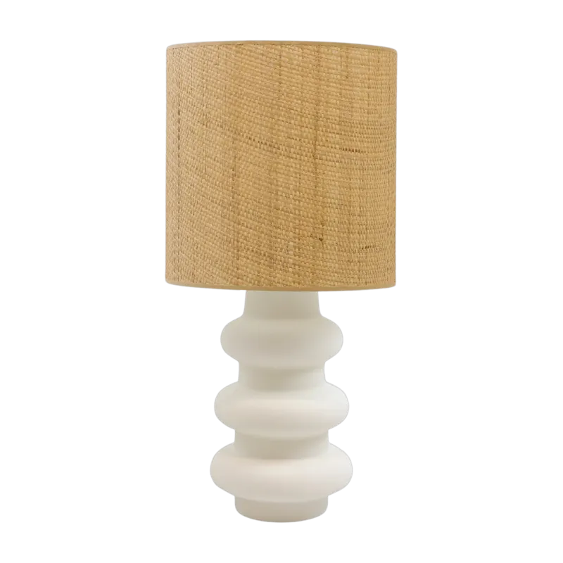 Lampe en céramique blanc mat et abat-jour raphia Luzia - The Cool Republic