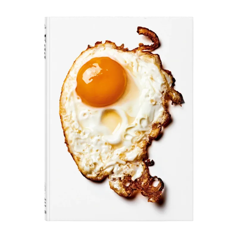 Livre d'histoires et de recettes 20x27,9cm 288 pages The Gourmand. Œuf. - Taschen