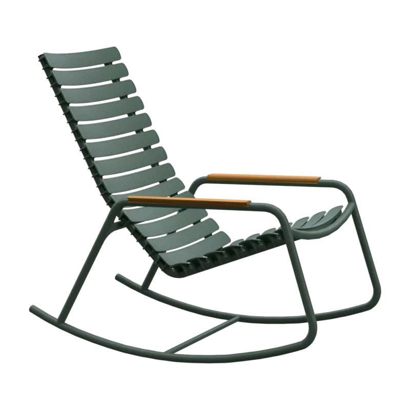 Rocking chair en plastique recyclé aluminium vert olive et bambou Reclips - Houe - The Cool Republic