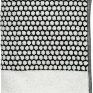 Serviette de bain motifs blanc cassé et noirs 70 x 140 cm Grid - Mette Ditmer - The Cool Republic