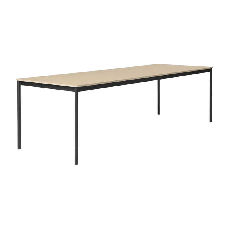Table 250 cm chêne piétement noir Base - Muuto - The Cool Republic