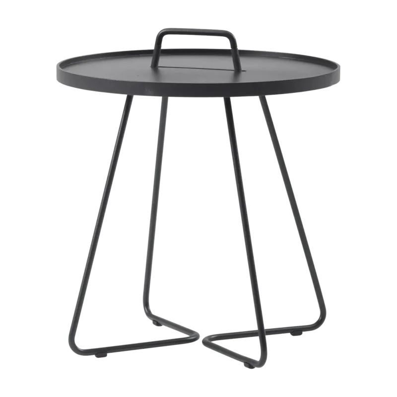 Table d'appoint 54 cm en aluminium noir On-the-move - Cane-Line - The Cool Republic