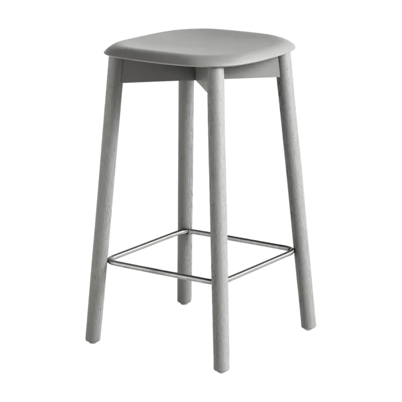 Tabouret de bar en bois de chêne gris 65 cm Soft Edge 32 - HAY - The Cool Republic
