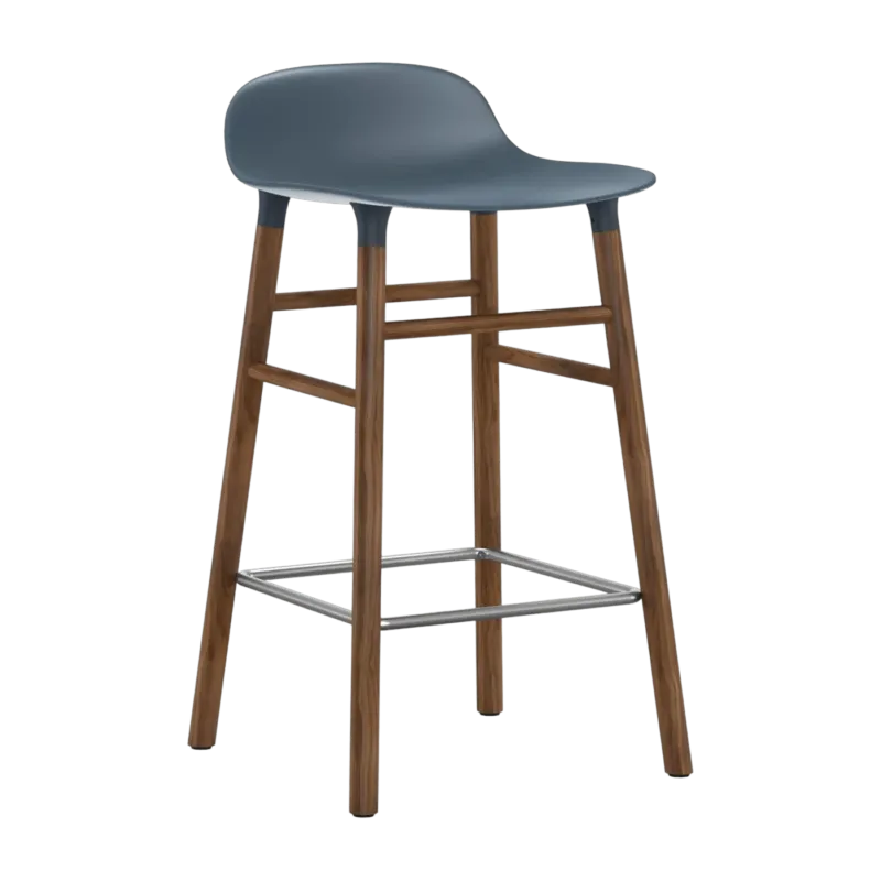 Tabouret de bar en noyer naturel et pp bleu 65 cm Form - Normann Copenhagen - The Cool Republic